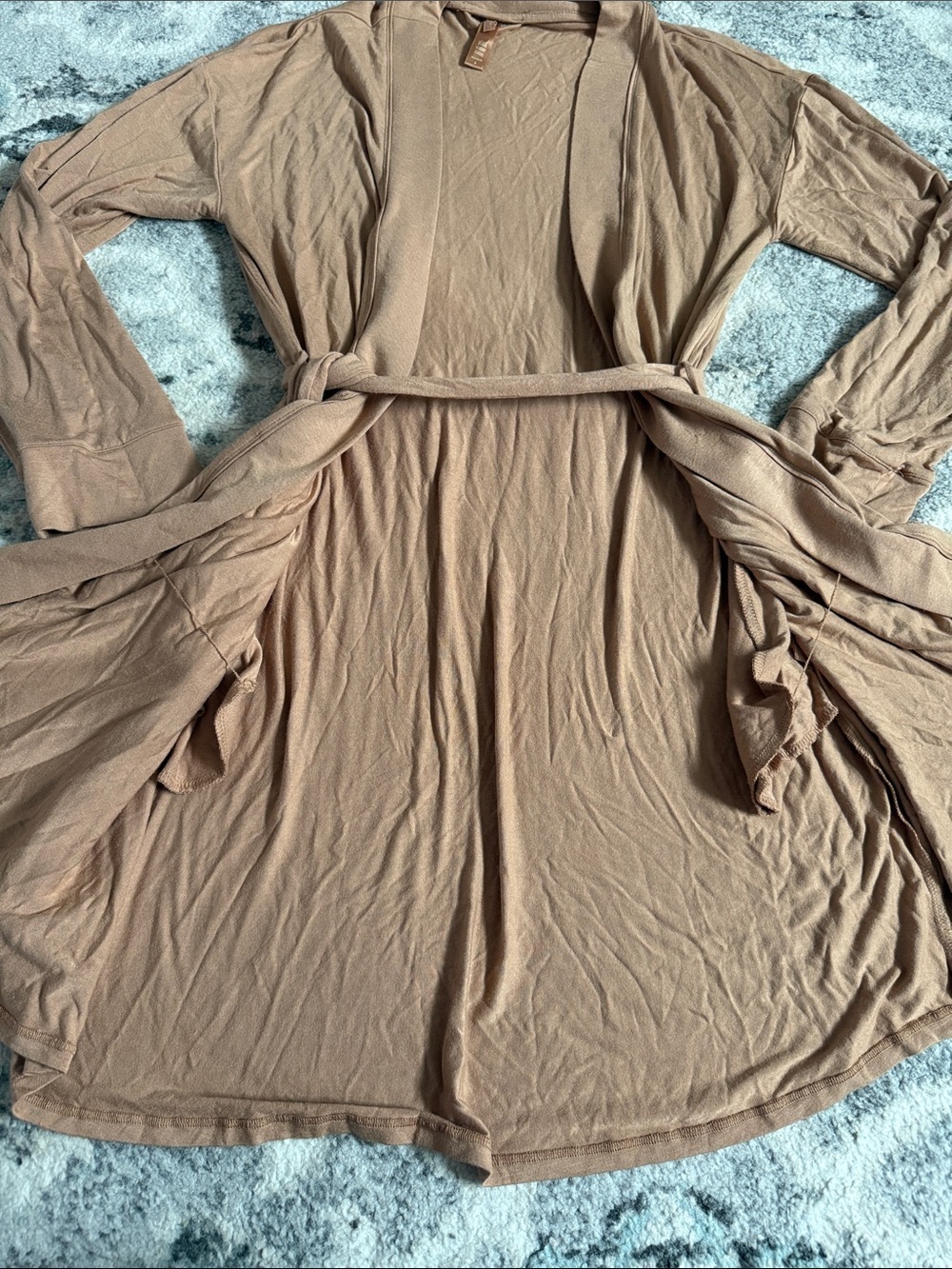 Skims Bathrobe Size Small - Picture 5 of 7